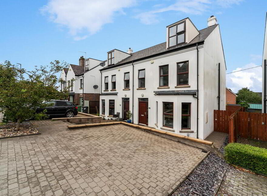 10 The Homestead, Drumbeg, Lisburn, BT27 5WB