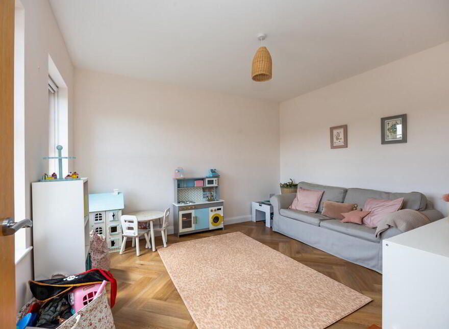 3 Thorndale View, Lisburn, BT27 5GP