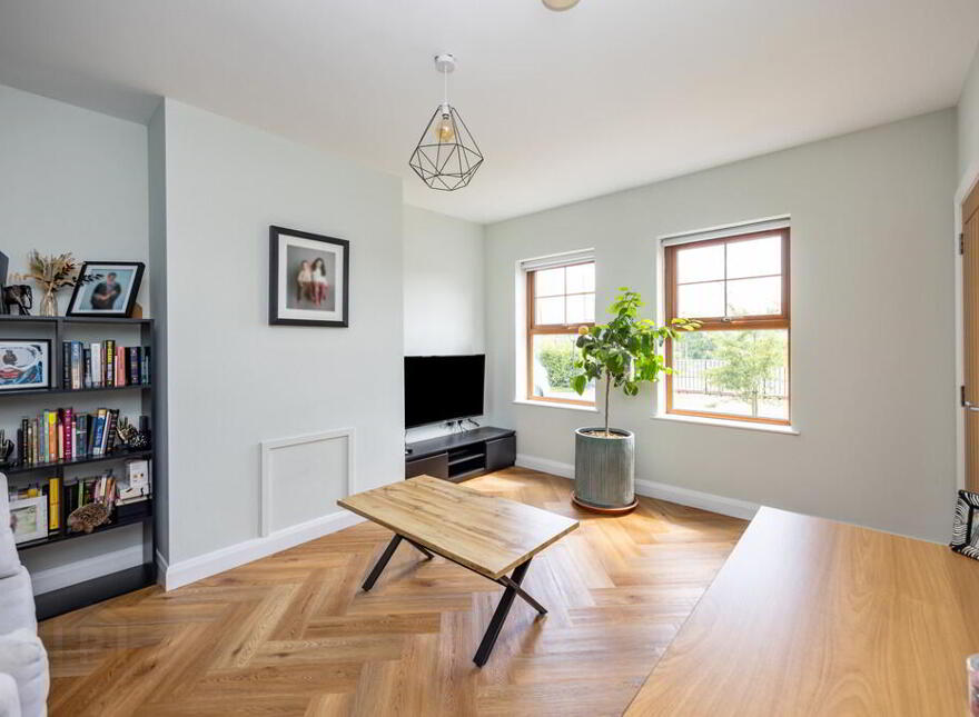 3 Thorndale View, Lisburn, BT27 5GP