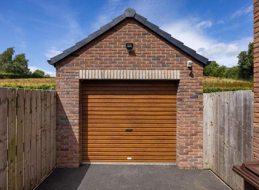3 Thorndale View, Lisburn, BT27 5GP