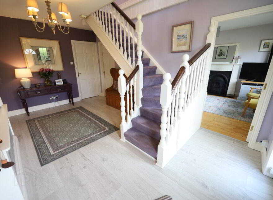 3 Woodgrove, Forest Road, Carrigaline, P43YF34