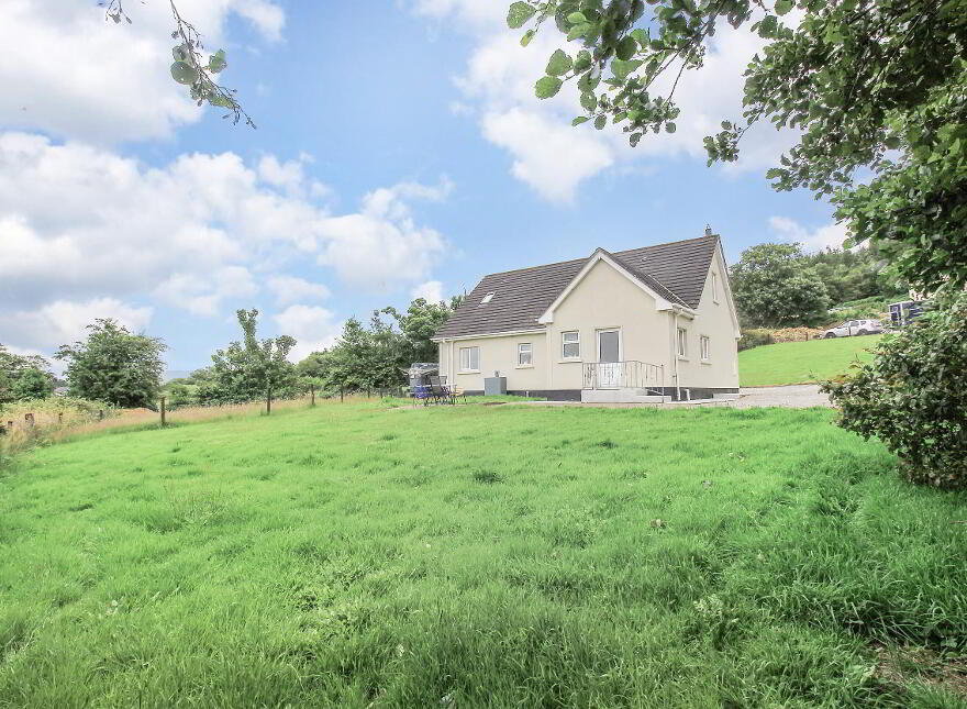1 Woodside (5 Mins To Golf Course), Ballyliffin Road, Carndonagh,Donegal, F93V6TV