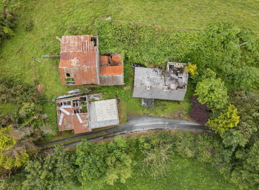 House On, C.56 Acres Ardara, Charlestown