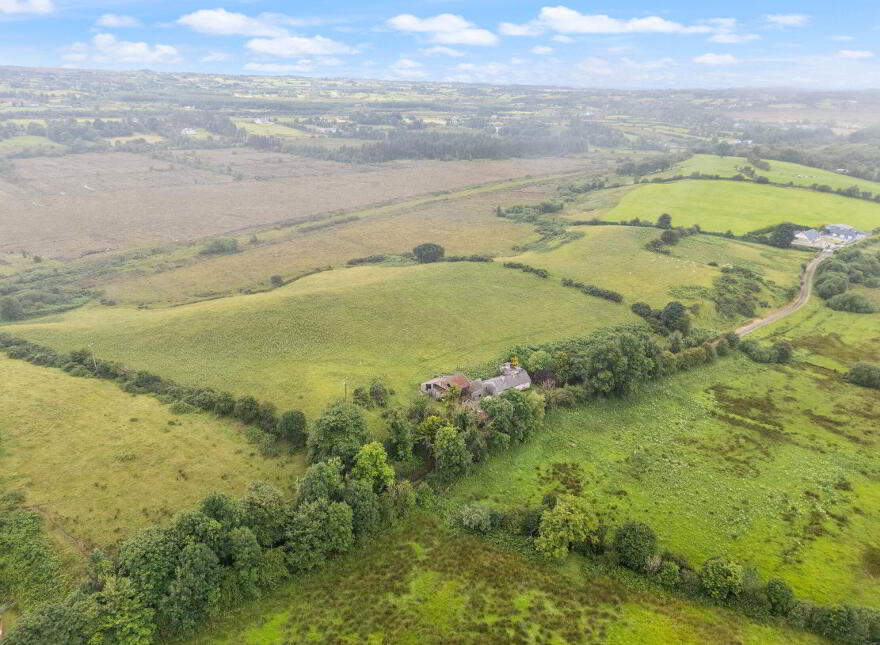 House On, C.56 Acres Ardara, Charlestown