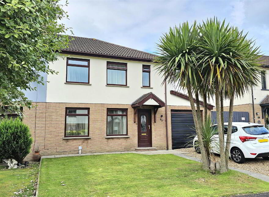 62 Albany Drive, Carrickfergus, BT38 8BF
