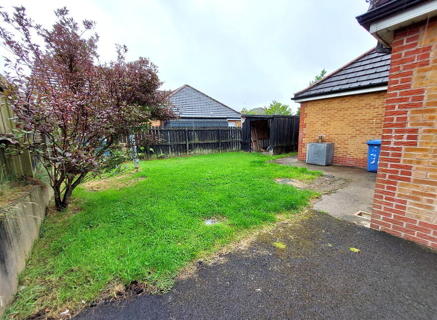 34 Blackthorn Manor, Waterside, Derry / Londonderry, BT47 5ST