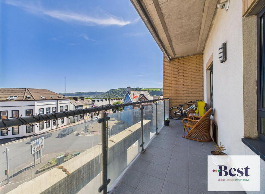 21 Laharna Building, Larne, BT40 1RG