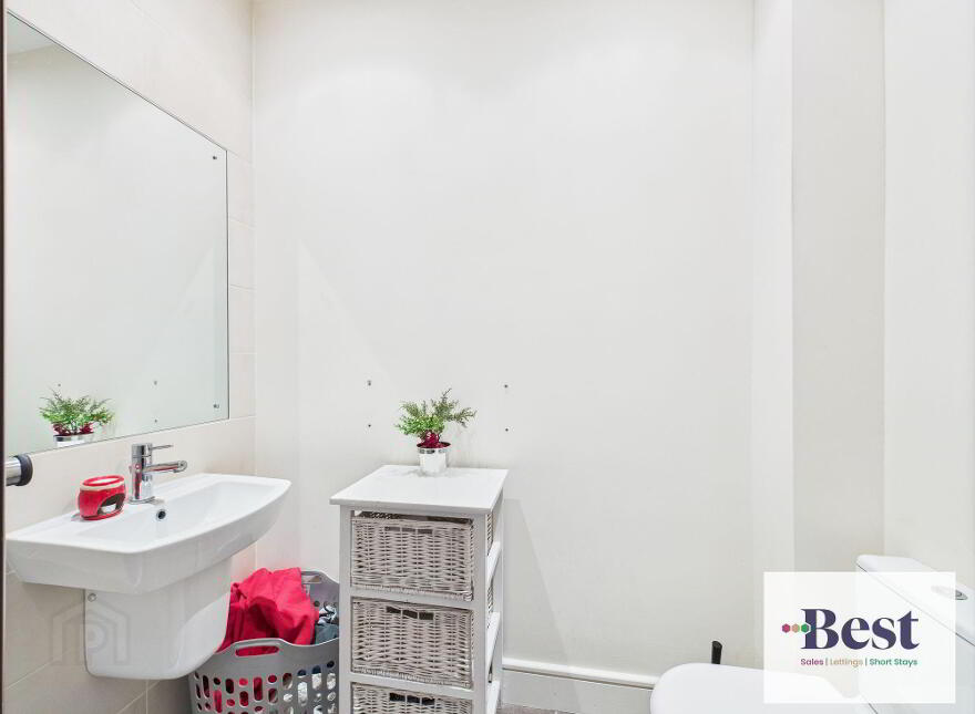 21 Laharna Building, Larne, BT40 1RG