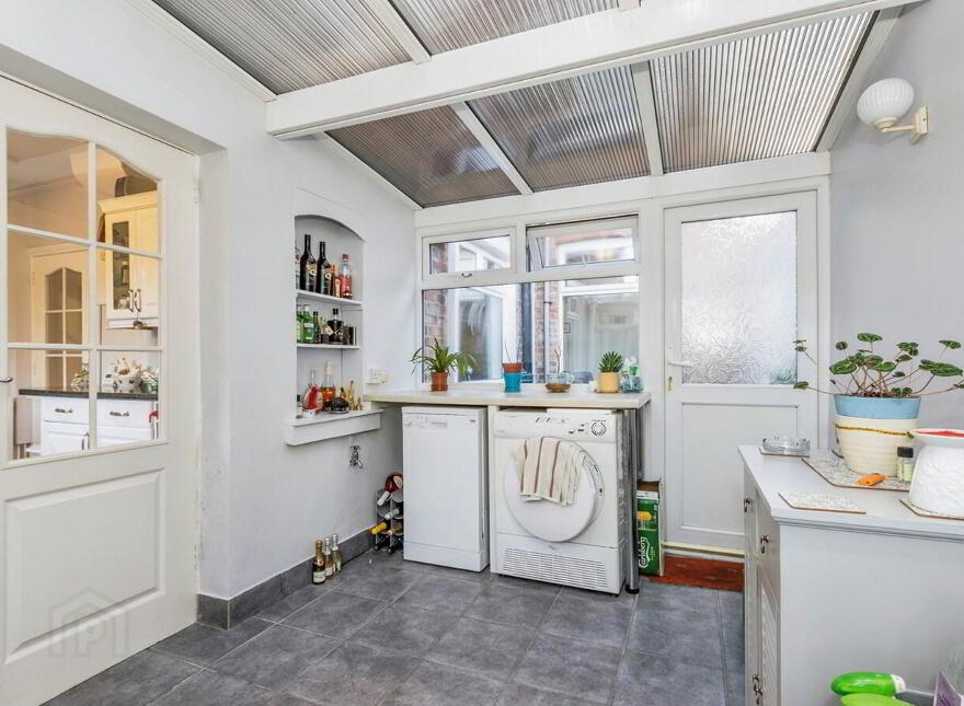 545 Oldpark Road, Belfast, BT14 6QW