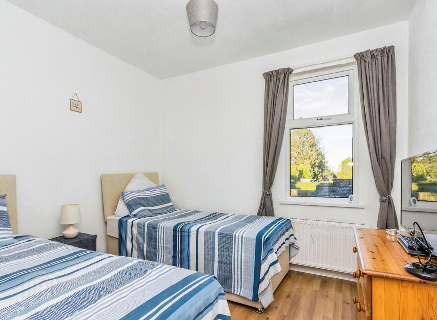 545 Oldpark Road, Belfast, BT14 6QW