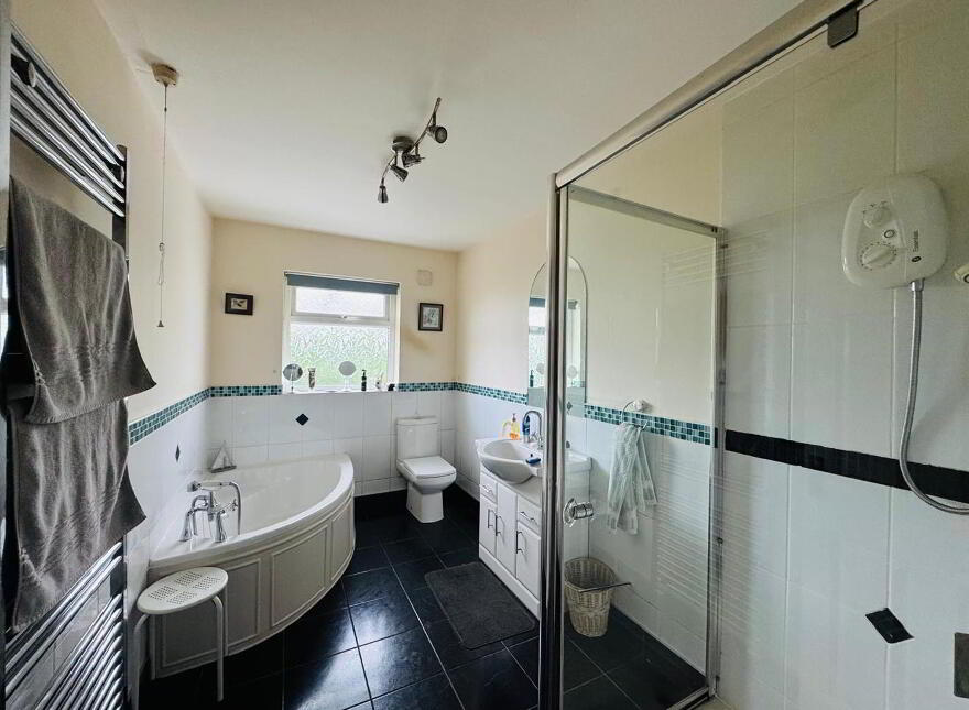 122 Glenrandel, Eglinton, L'Derry, BT47 3XN