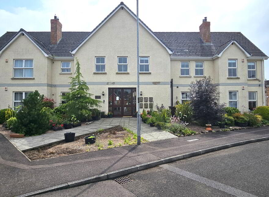 38 Rectory Fields, Broughshane, Ballymena, BT42 4LE photo