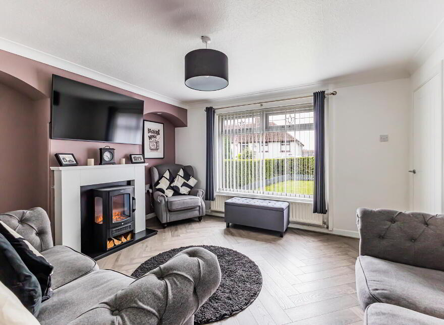 59 De Wind Drive, Comber, Newtownards, BT23 5BN