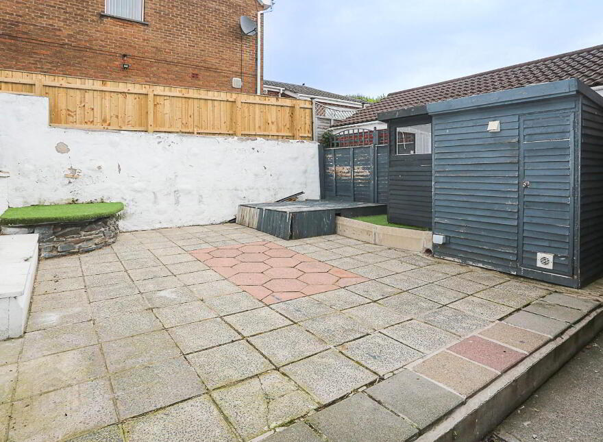 8 Fernmore Avenue, Bangor, BT19 6EH