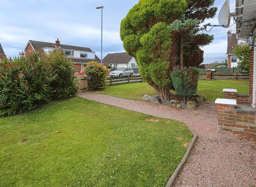 8 Fernmore Avenue, Bangor, BT19 6EH