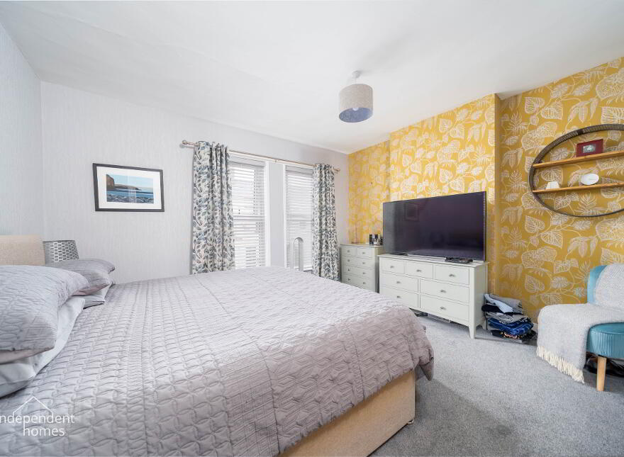 24 Fleet Street, Larne, BT40 1BA