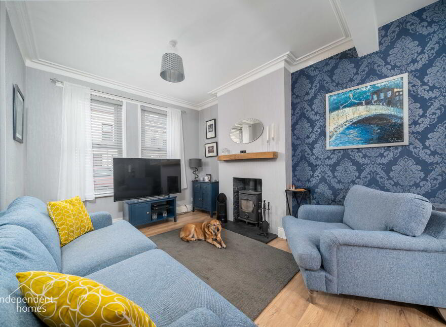 24 Fleet Street, Larne, BT40 1BA