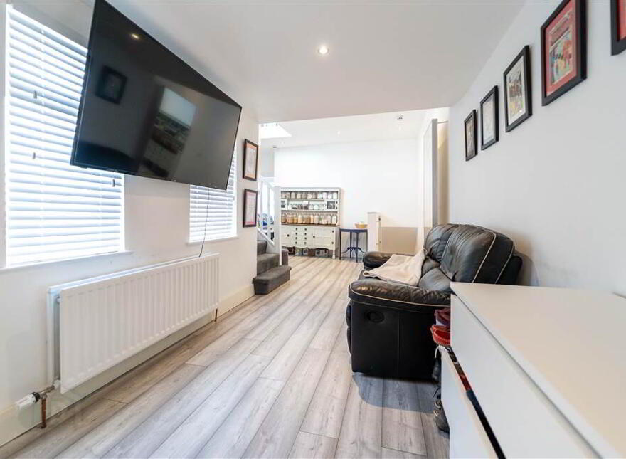 58-1 High Street, Bangor, BT20 5AZ