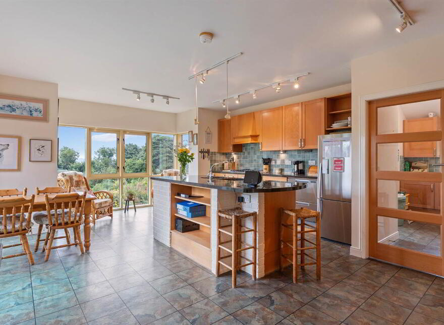 'Lismoir', 25 Glencraig Park, Craigavad, Holywood, BT18 0BZ