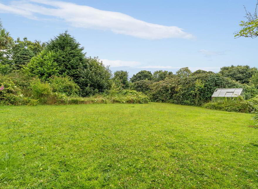 'Lismoir', 25 Glencraig Park, Craigavad, Holywood, BT18 0BZ