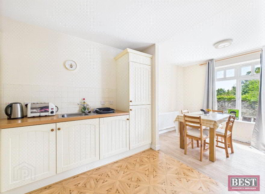 18 Glin Ree Court, Newry, BT34 1DL