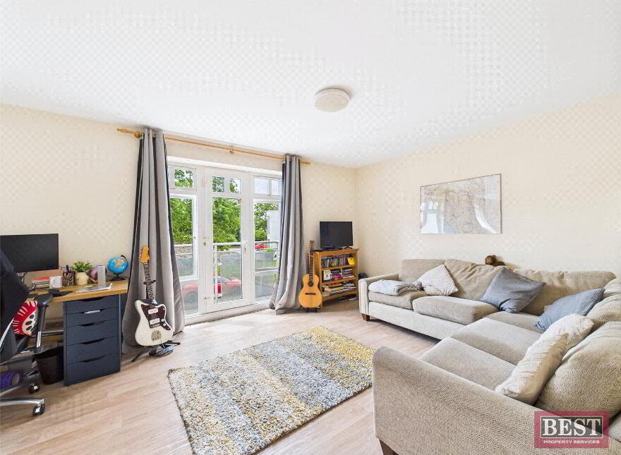 18 Glin Ree Court, Newry, BT34 1DL