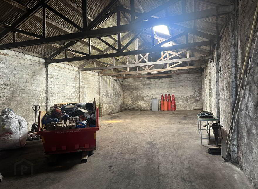Back Lane, Moville, F93NV34