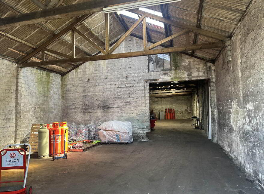 Back Lane, Moville, F93NV34