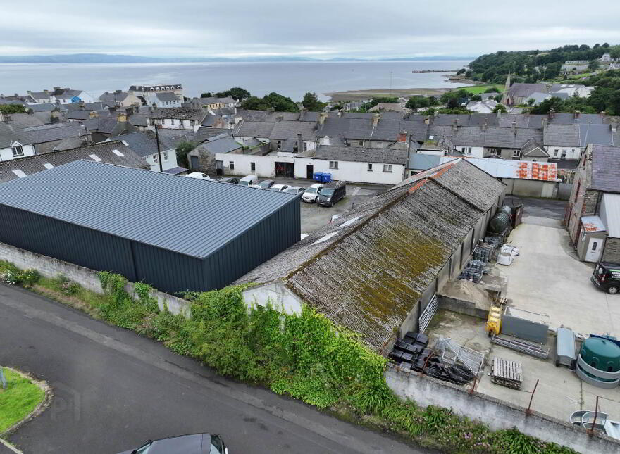 Back Lane, Moville, F93NV34