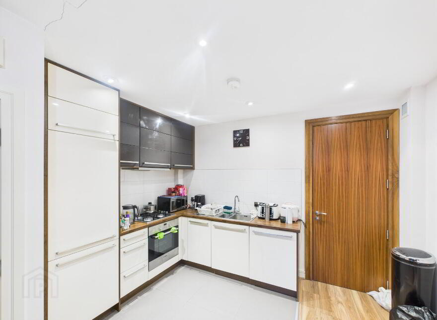 Apartment 11.03 The Arc 2l Queens Road, Belfast, BT3 9FN