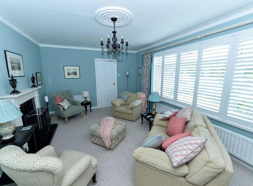 8 Glen Ebor Park, Belfast, BT4 2JJ