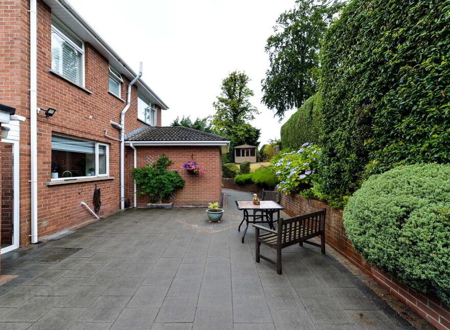 8 Glen Ebor Park, Belfast, BT4 2JJ