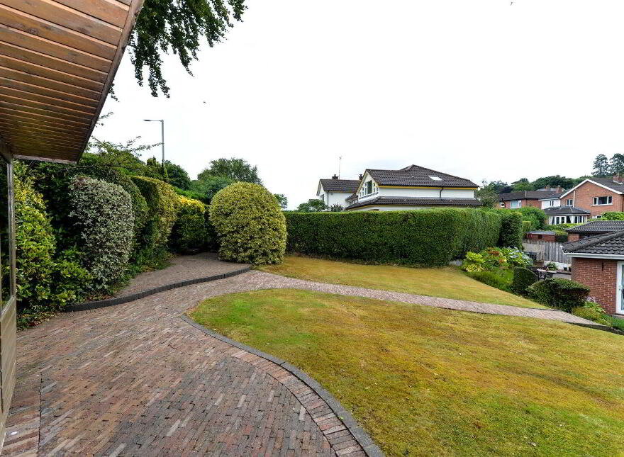 8 Glen Ebor Park, Belfast, BT4 2JJ