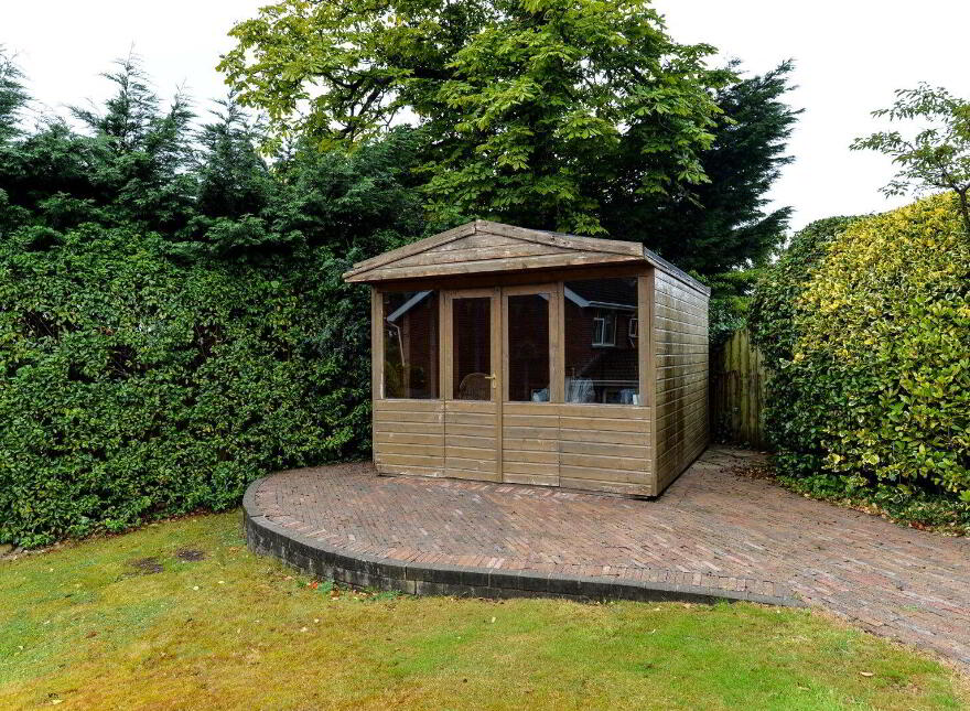 8 Glen Ebor Park, Belfast, BT4 2JJ