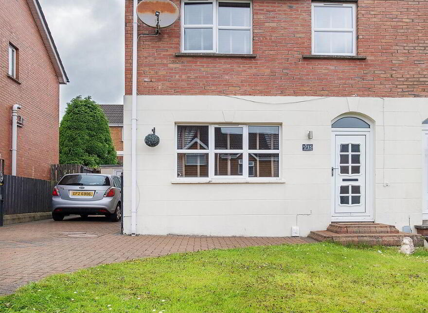 15 Lyndhurst Place, Belfast, BT13 3XU