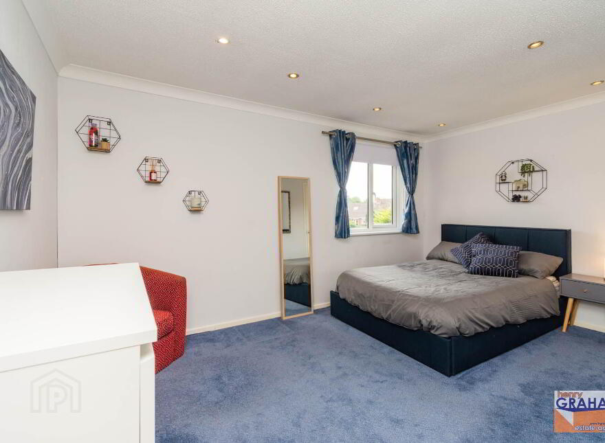 83 Hilden Court, Lisburn, BT27 4YL