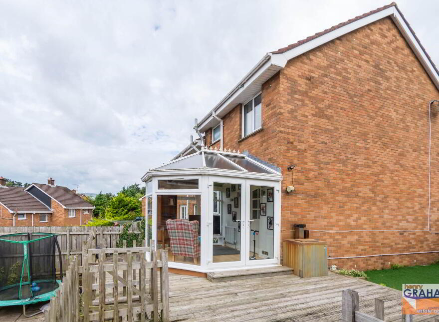 83 Hilden Court, Lisburn, BT27 4YL