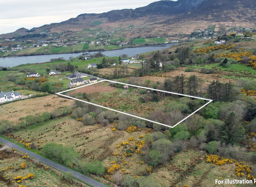 LOT-1 Roxborough, Kilcar