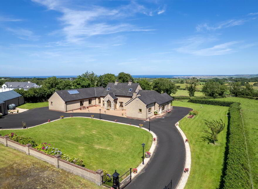 60 Glebe Road, Castlerock, BT51 4SW photo