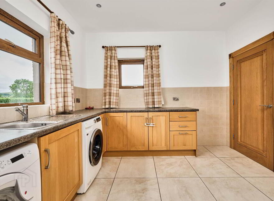 60 Glebe Road, Castlerock, BT51 4SW