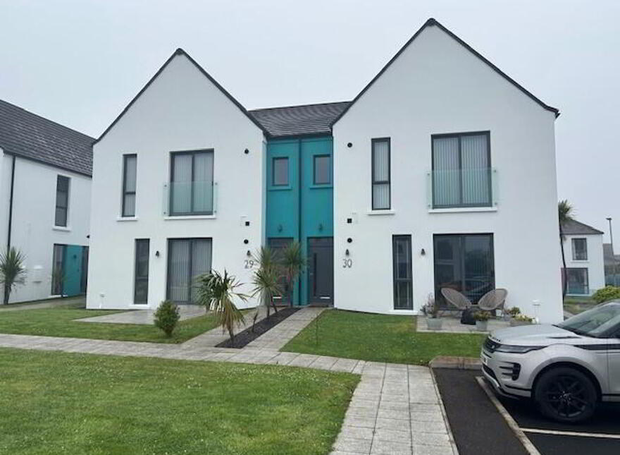 30 Hatheran Square( SHORT TERM LET, 7 Months), Portstewart, BT55 7UL