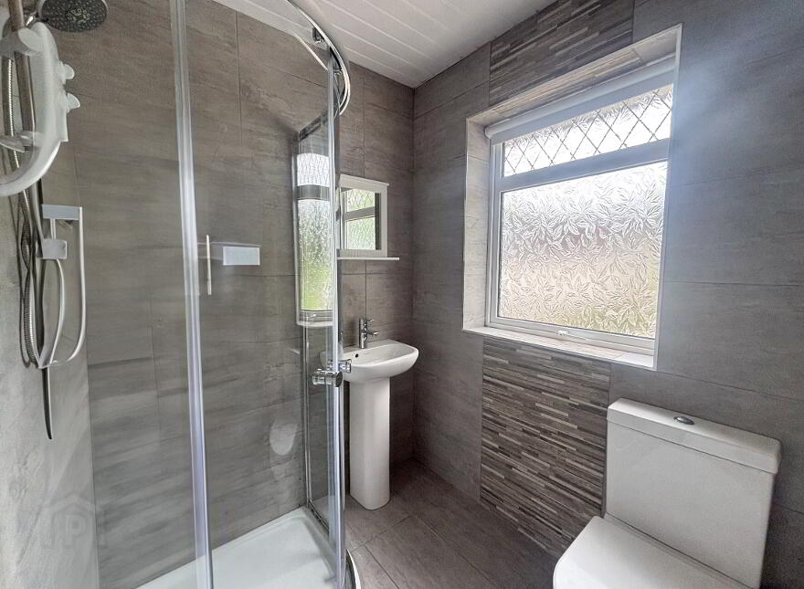 25 Central Park, Antrim, BT41 1DQ