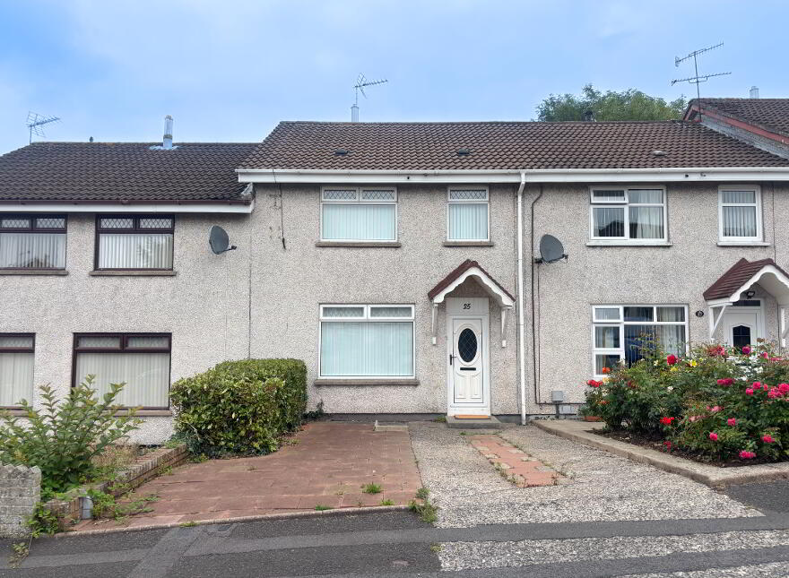 25 Central Park, Antrim, BT41 1DQ photo