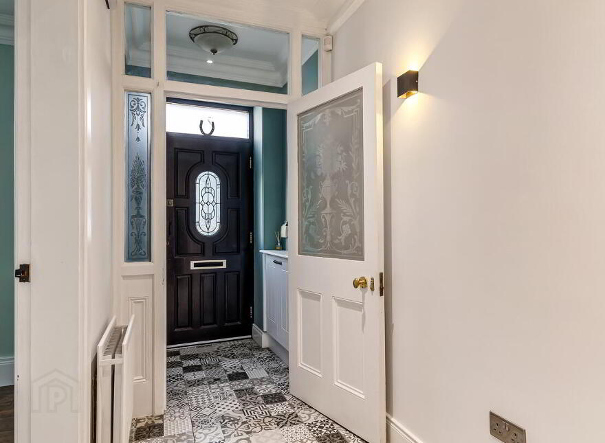 21 The Square, Portaferry, Newtownards, BT22 1LW