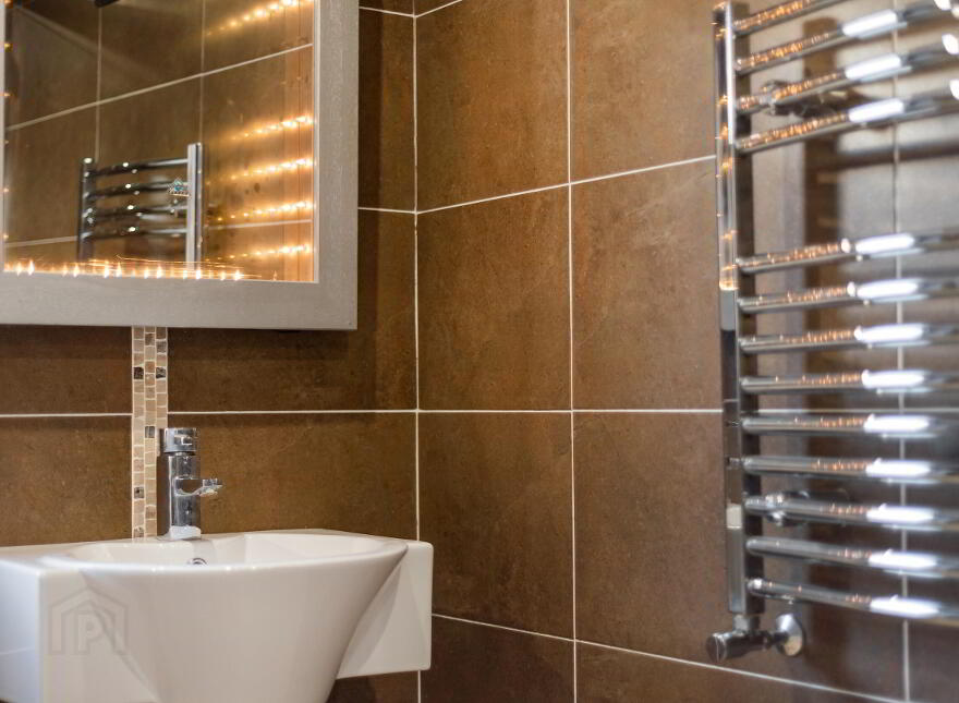 21 The Square, Portaferry, Newtownards, BT22 1LW