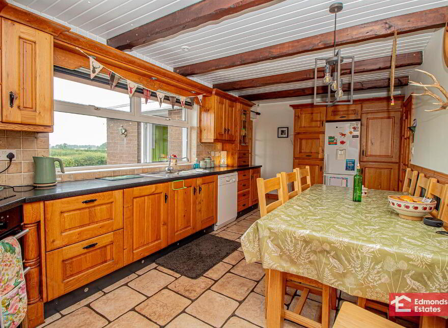111a Garvaghy Road, Cullybackey, Ballymena, BT42 1EN
