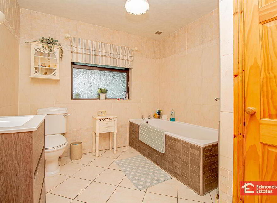 111a Garvaghy Road, Cullybackey, Ballymena, BT42 1EN