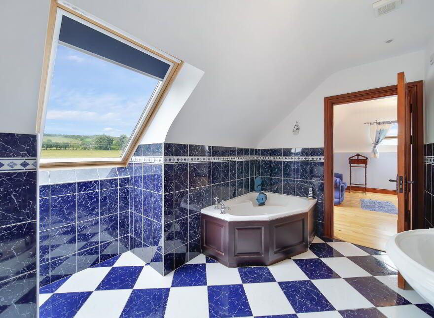 Hollyhill House, Ballymaleel, Letterkenny, F92Y90H