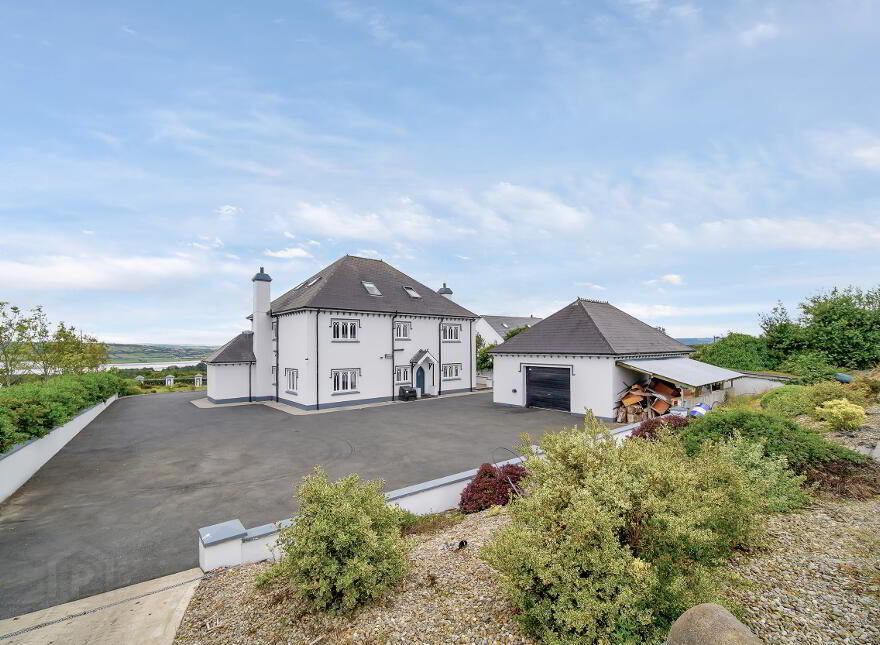 Hollyhill House, Ballymaleel, Letterkenny, F92Y90H