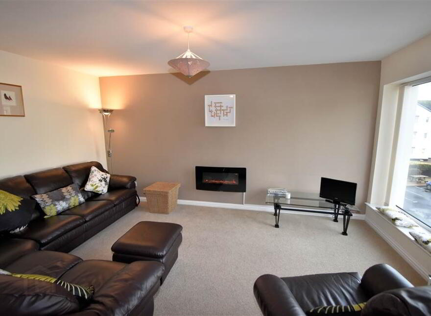 40 Old Castle Court, Portrush, BT56 8GR